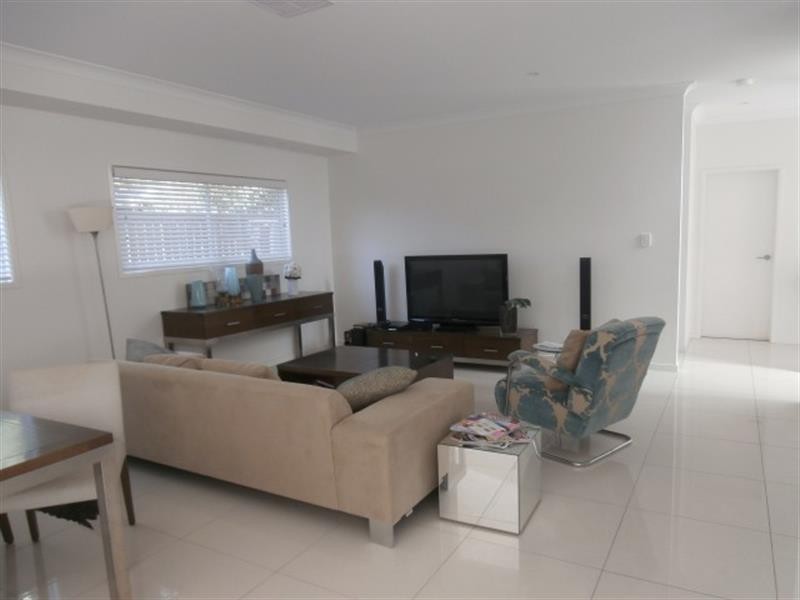 2/50 Gresham St, East Brisbane QLD 4169
