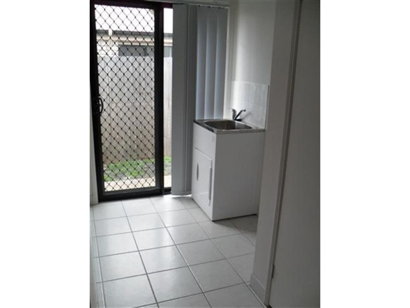 23 Griffen Pl, Crestmead QLD 4132