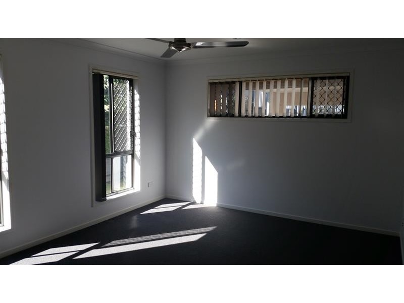 24 Antonio Pl, Coomera QLD 4209