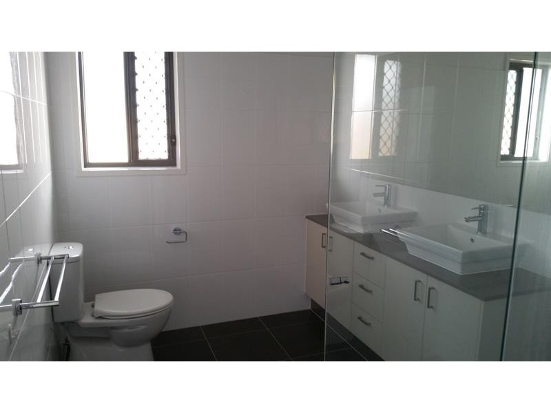 24 Antonio Pl, Coomera QLD 4209