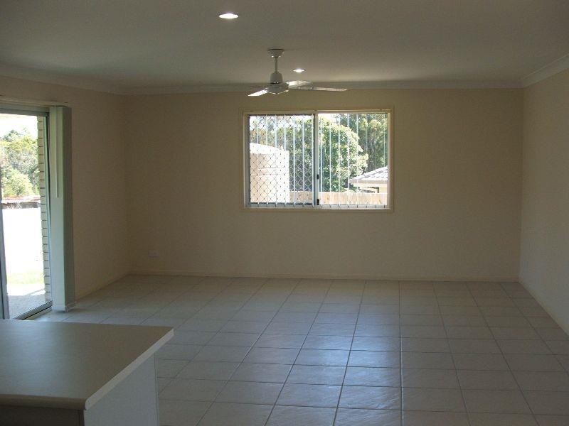 9 Fiddlewood  St, Victoria Point QLD 4165