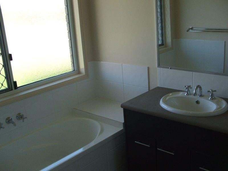 9 Fiddlewood  St, Victoria Point QLD 4165