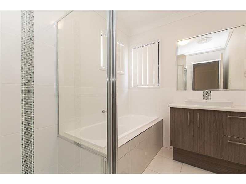 23 Nottinghill Rd, Murrumba Downs QLD 4503