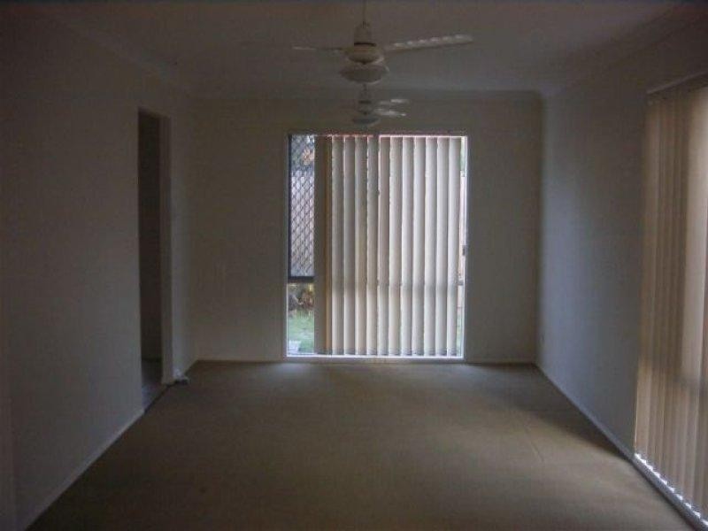 22 Mozart Pl, Mackenzie QLD 4156