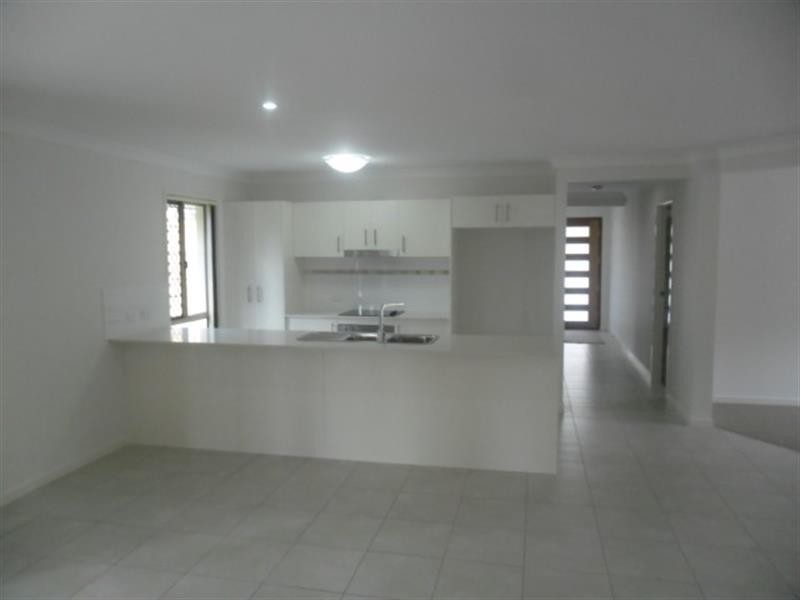 4 Hoop Pine  St, Mount Cotton QLD 4165