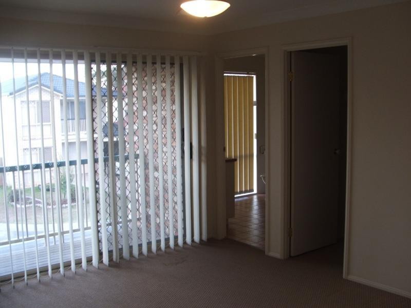 20 Araluen  Pl, Carindale QLD 4152