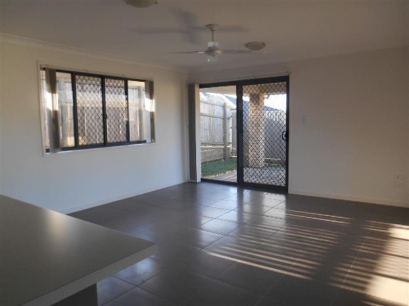 47 Peggy  Cres, Redbank Plains QLD 4301