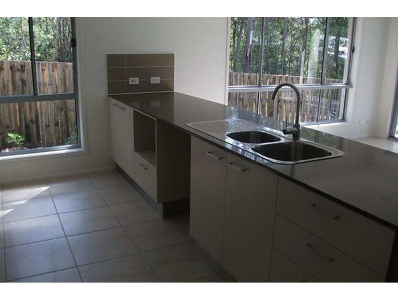 10 Seeana Dr, Mount Cotton QLD 4165