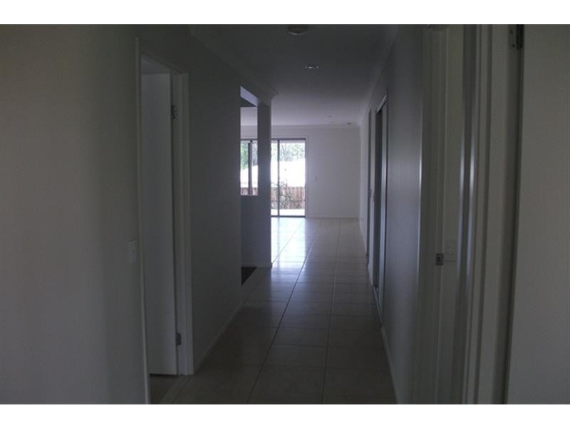 10 Seeana Dr, Mount Cotton QLD 4165