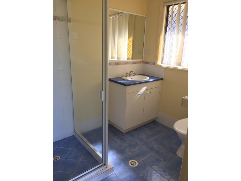 16  Farzana Pl, Underwood QLD 4119