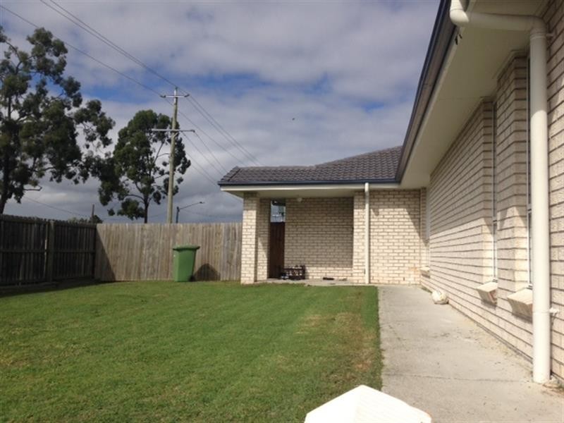 2 Newhaven St, Marsden QLD 4132