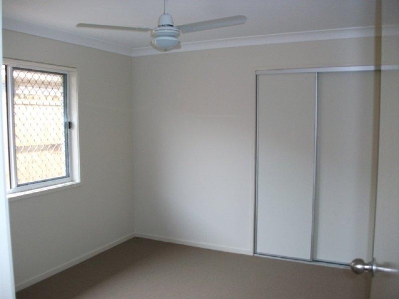 2 Newhaven St, Marsden QLD 4132