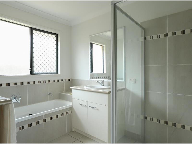 6 Treeline Pl, Durack QLD 4077