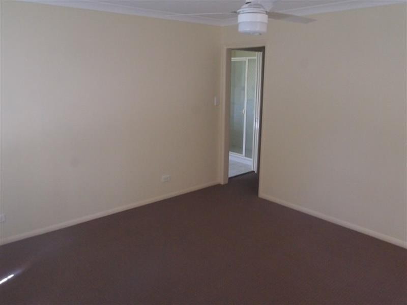 18 Mitchell Pl, Parkinson QLD 4115