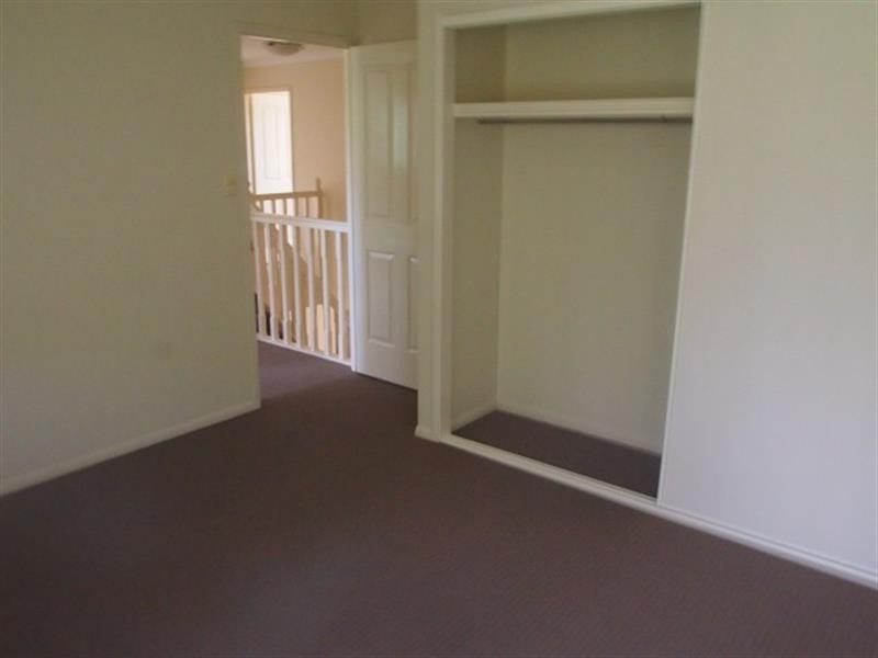 18 Mitchell Pl, Parkinson QLD 4115