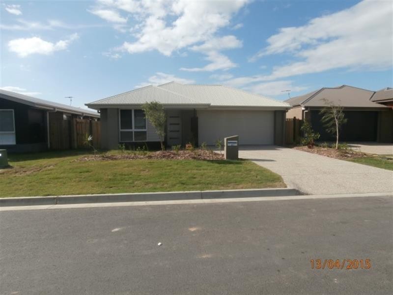 40 Denham Cct, Pimpama QLD 4209