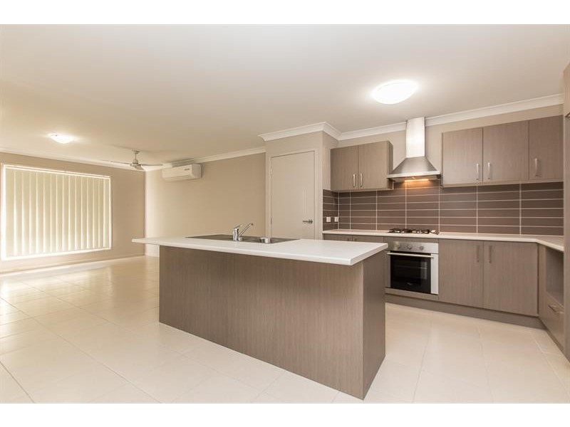 31 Nottinghill Rd, Murrumba Downs QLD 4503