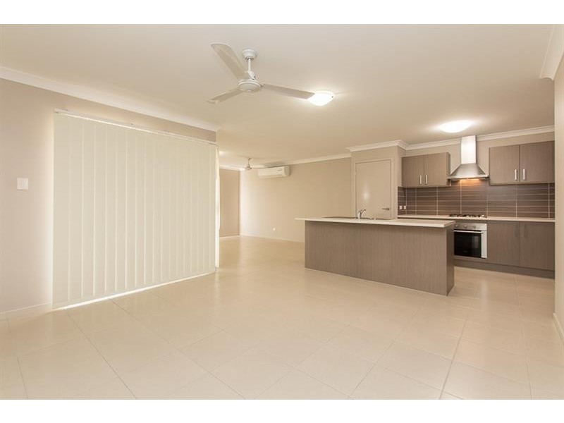 31 Nottinghill Rd, Murrumba Downs QLD 4503
