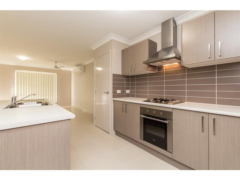 31 Nottinghill Rd, Murrumba Downs QLD 4503