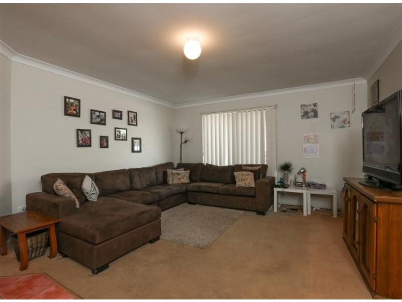 2 Nique Ct, Redcliffe QLD 4020