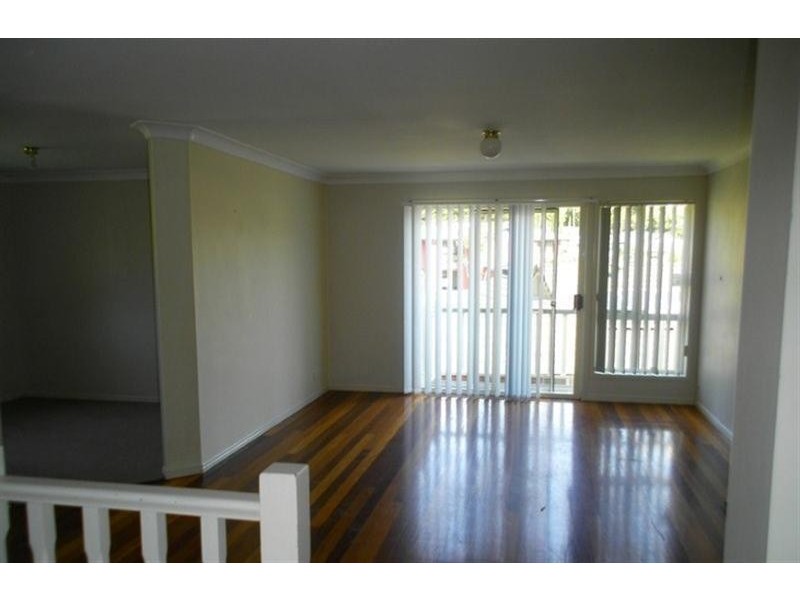 4 Burnier Ct, Shailer Park QLD 4128