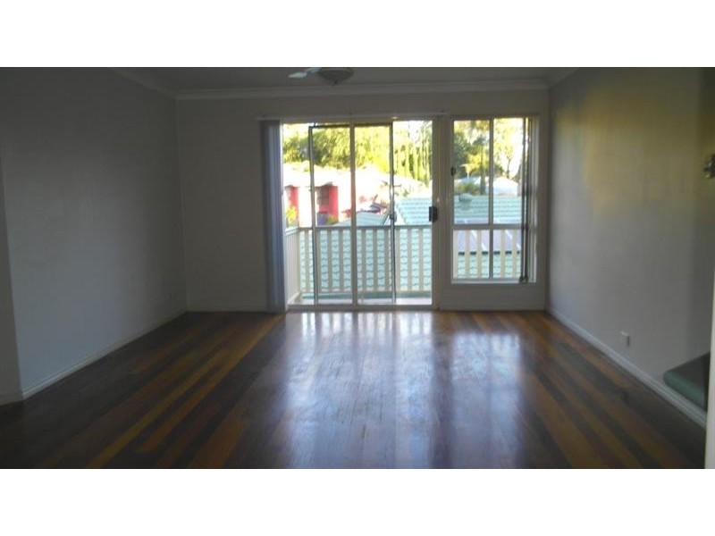 4 Burnier Ct, Shailer Park QLD 4128