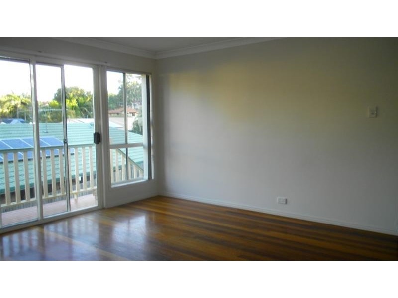 4 Burnier Ct, Shailer Park QLD 4128