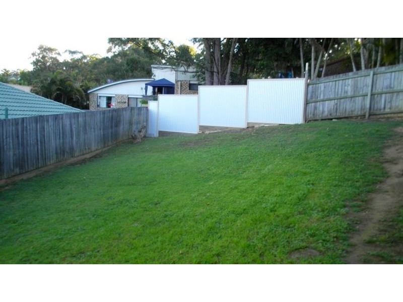 4 Burnier Ct, Shailer Park QLD 4128