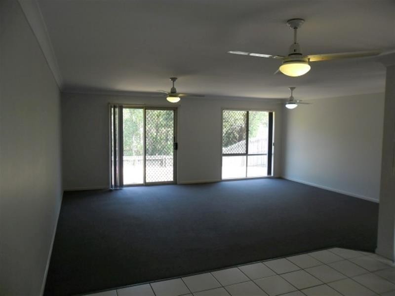 19 Lime  St, Redland Bay QLD 4165