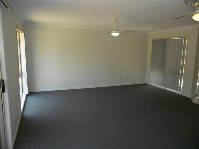 19 Lime  St, Redland Bay QLD 4165