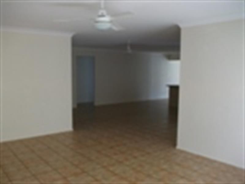 3 Mt D’Aguilar  Cres, Algester QLD 4115