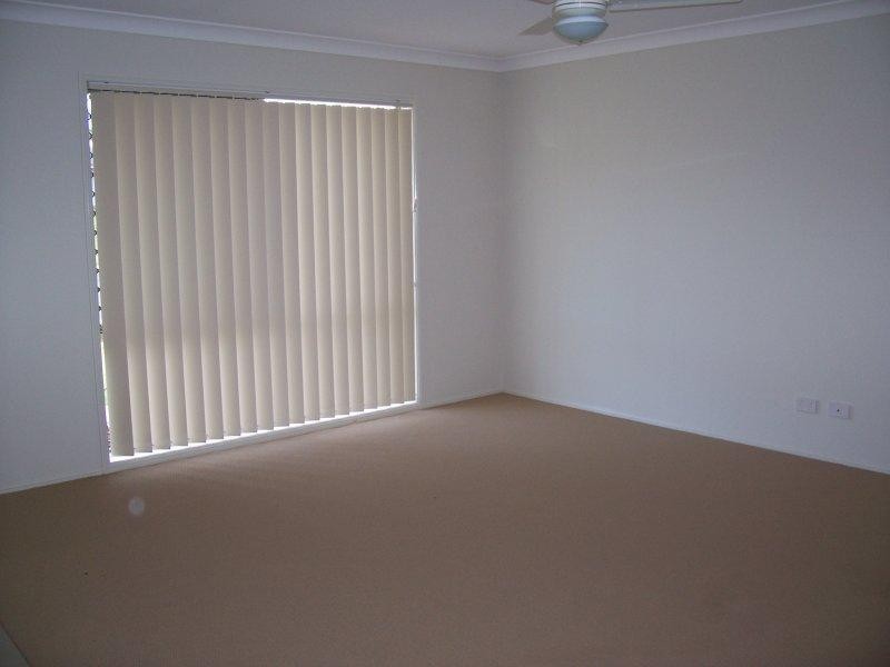 14 Brodie Ct, Hillcrest QLD 4118