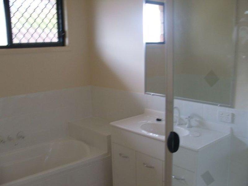 4 Ameera Ct, Underwood QLD 4119
