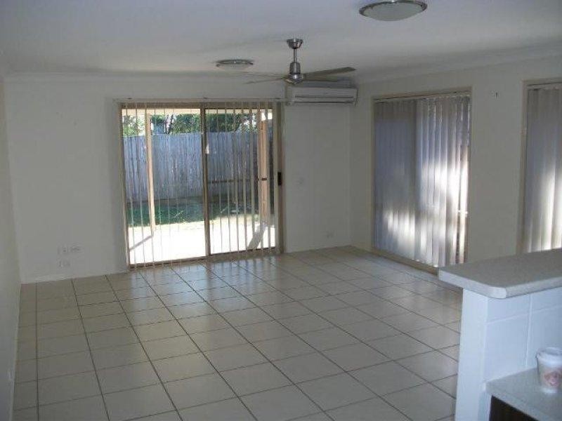 1 Lexey Cres, Wakerley QLD 4154