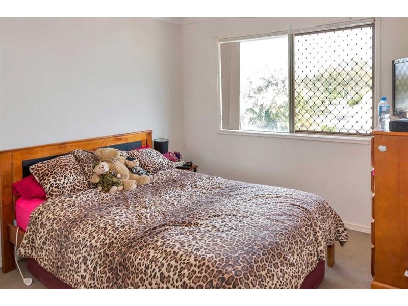 1 Hubner Dr, Rothwell QLD 4022