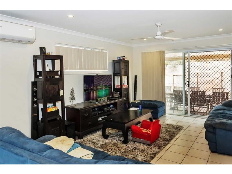 15 Burdekin Cct, Warner QLD 4500
