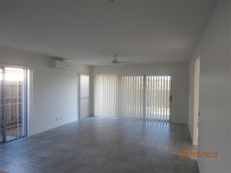 19 Paperbark Cres, Coomera QLD 4209