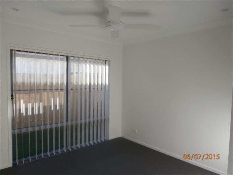 19 Paperbark Cres, Coomera QLD 4209