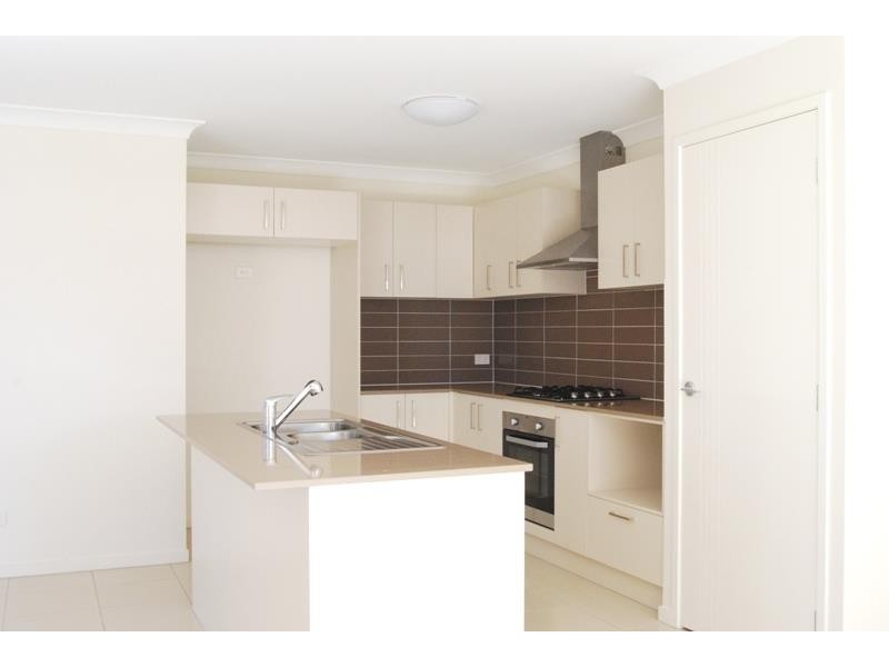 68 Marmoset Cct, Dakabin QLD 4503