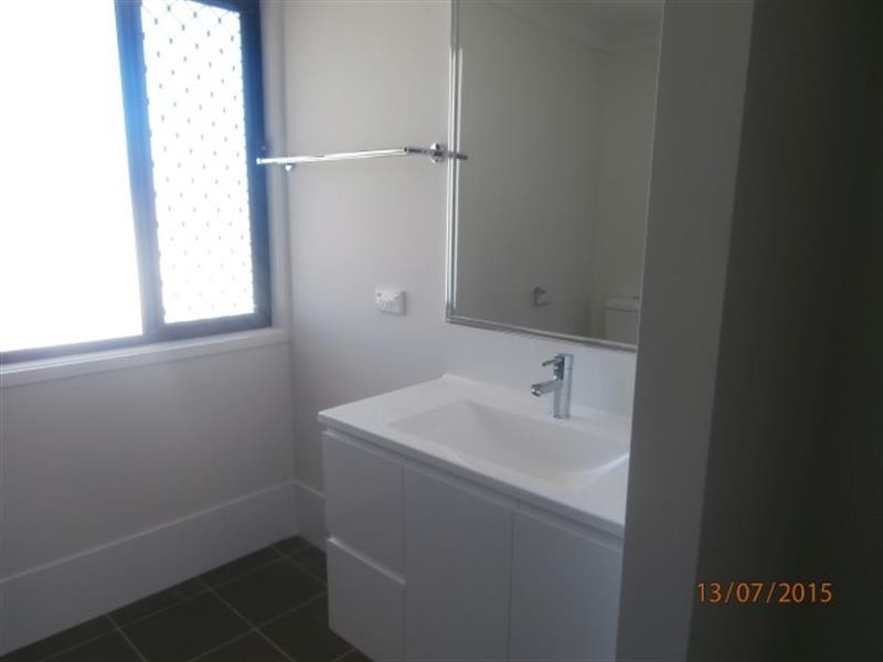 58 Edgeware Rd, Pimpama QLD 4209