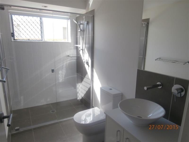 b/12 TIAN Cct, Upper Coomera QLD 4209