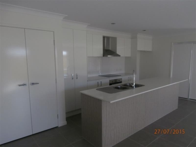 b/12 TIAN Cct, Upper Coomera QLD 4209