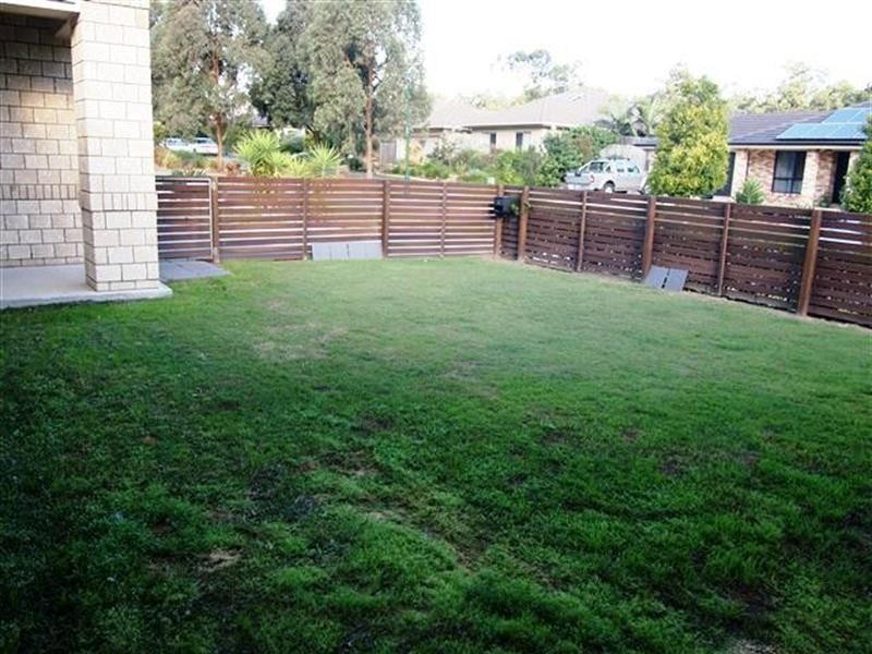 4 Bridgewater Cl, Drewvale QLD 4116