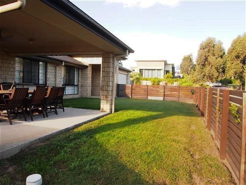 4 Bridgewater Cl, Drewvale QLD 4116