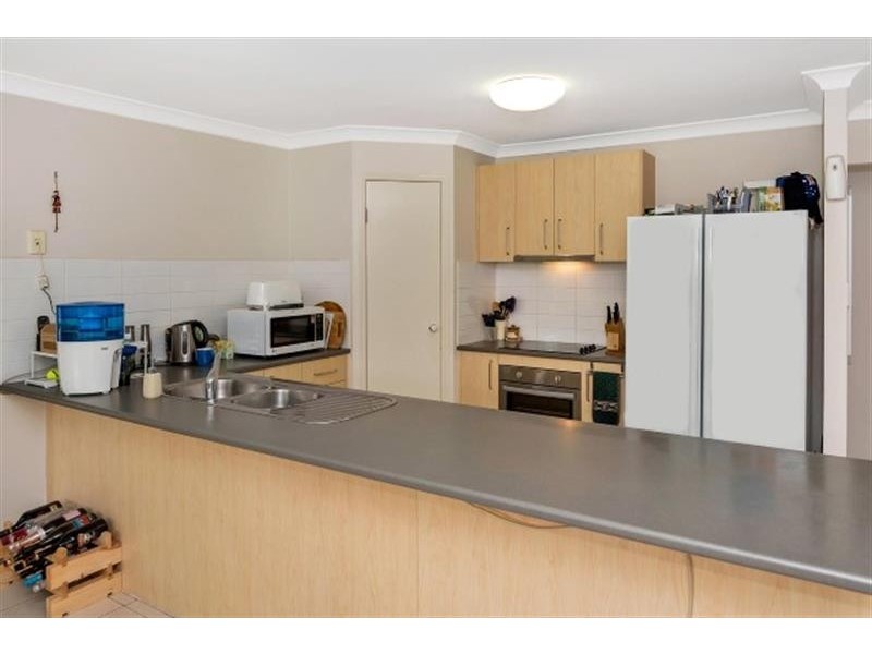 17 Marlee Jayne Cl, Nerang QLD 4211