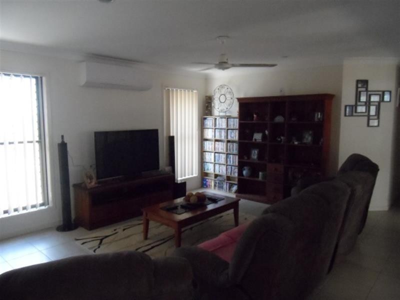 6 Vanessa Cl, Richlands QLD 4077