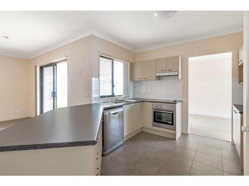 3 Natone  St, Rothwell QLD 4022
