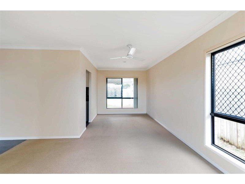 3 Natone  St, Rothwell QLD 4022