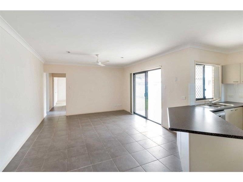 3 Natone  St, Rothwell QLD 4022