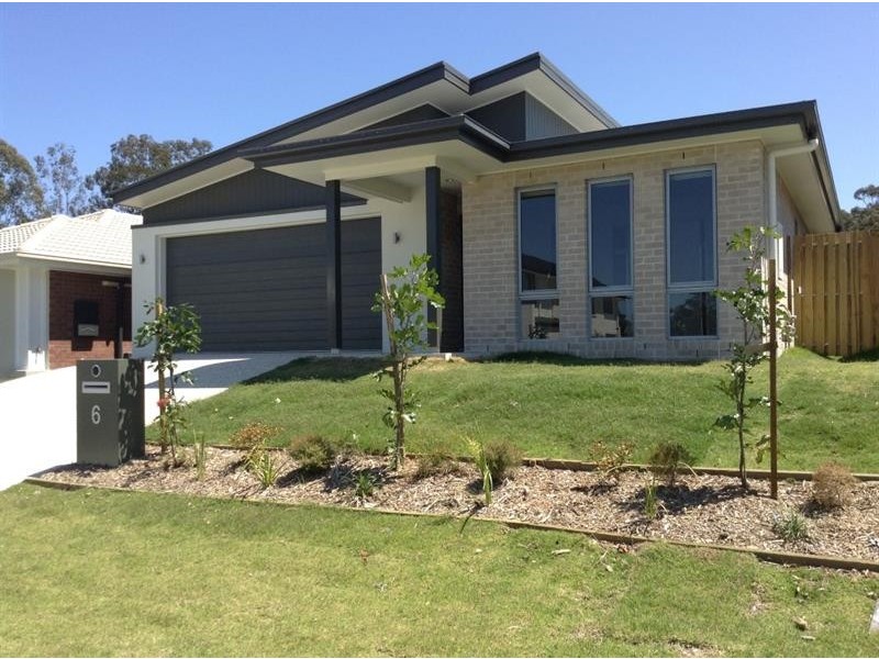 6 Zamma St, Augustine Heights QLD 4300